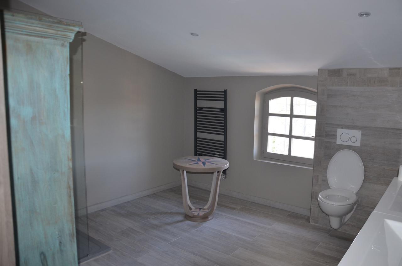 Belle Maison Avec Piscine Dans Les Hauteurs A Saint Raphael מראה חיצוני תמונה